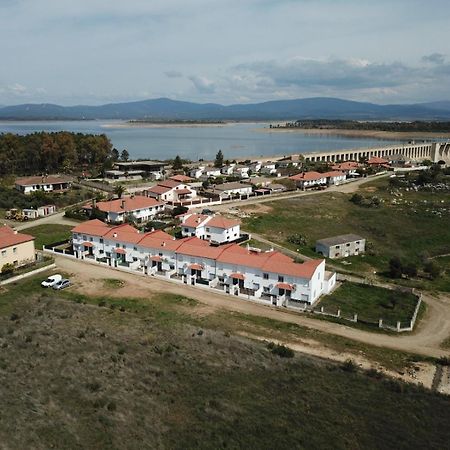 Apartamentos La Presa Guijo de Granadilla Exterior foto